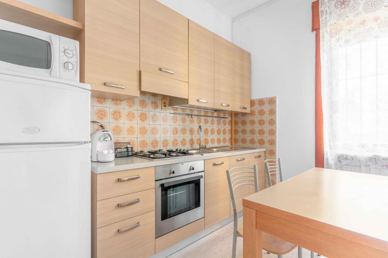 Soggiorno Incantevole In Zona Navigli Milão Exterior foto